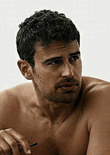 Theo James photo