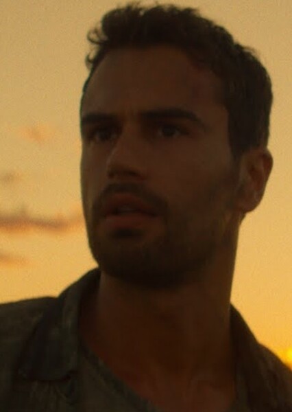 Theo James photo