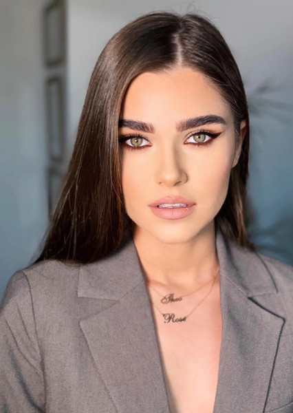 Theo Rose photo