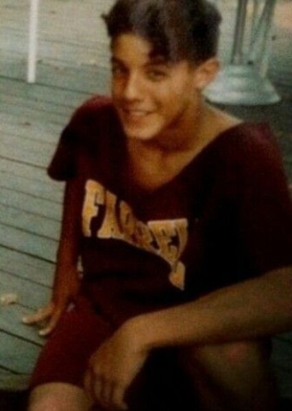 Theo Rossi photo