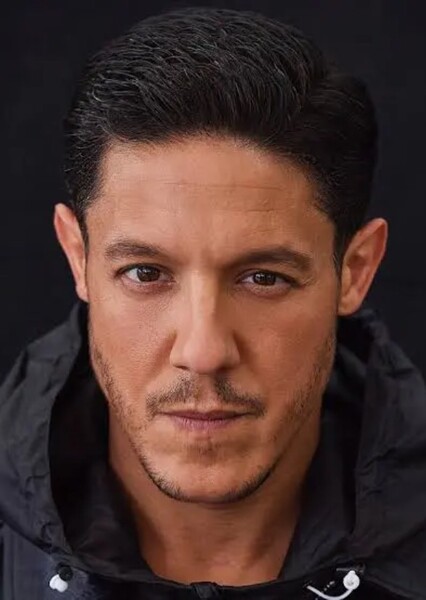 Theo Rossi photo