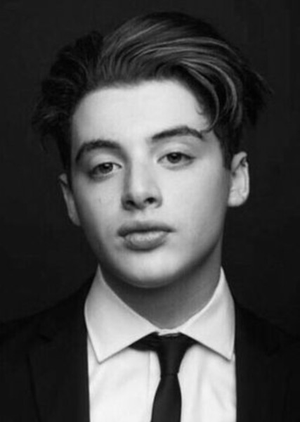 Thomas Barbusca photo