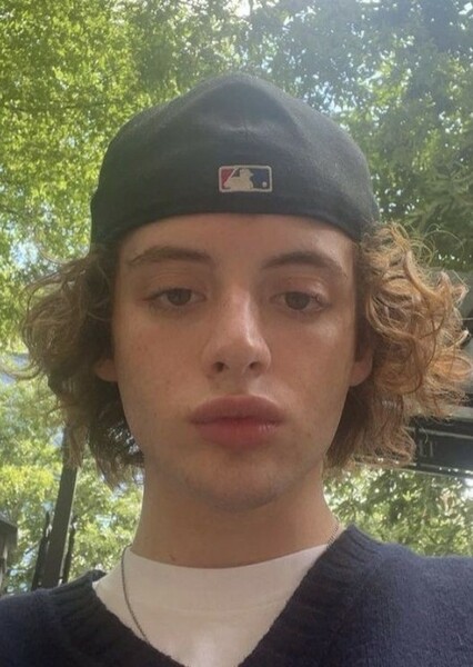 Thomas Barbusca photo