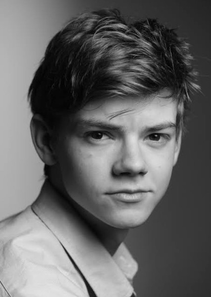 Thomas Brodie-Sangster photo