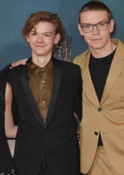 Thomas Brodie-Sangster and Will Poulter photo