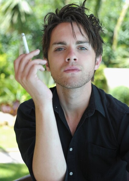 Thomas Dekker photo