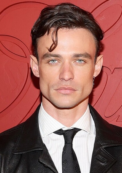 Thomas Doherty photo