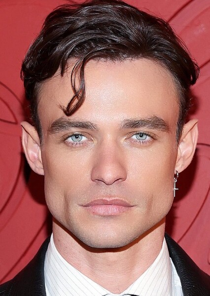 Thomas Doherty photo