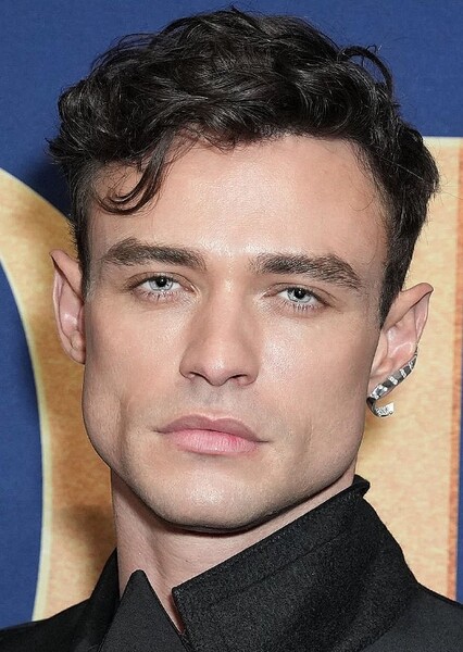 Thomas Doherty photo