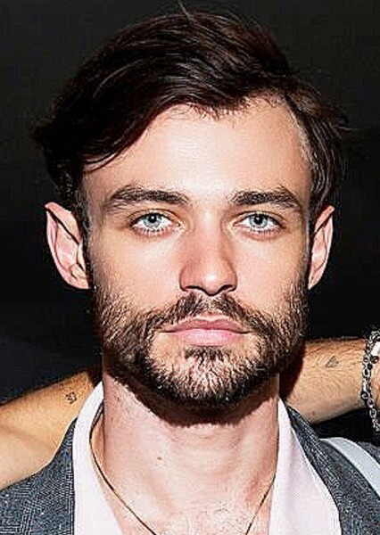 Thomas Doherty photo
