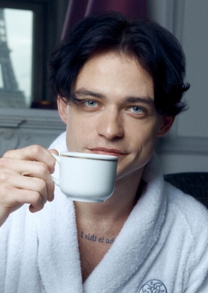Thomas Doherty photo