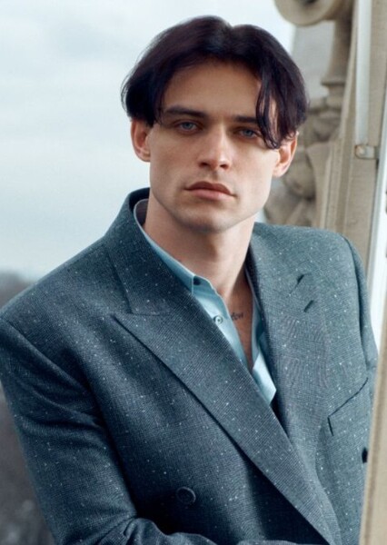 Thomas Doherty photo