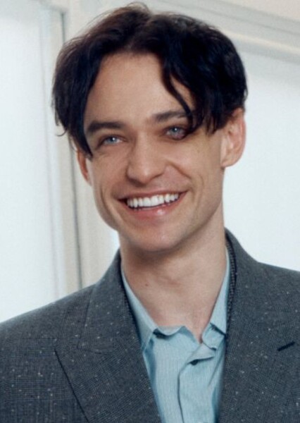 Thomas Doherty photo