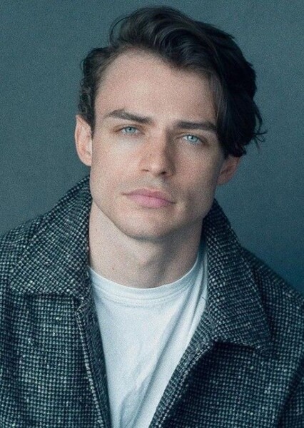 Thomas Doherty photo