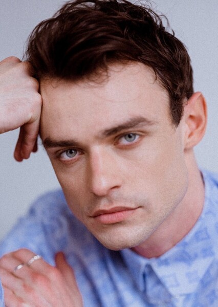 Thomas Doherty photo
