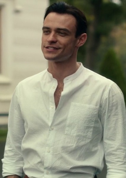 Thomas Doherty photo