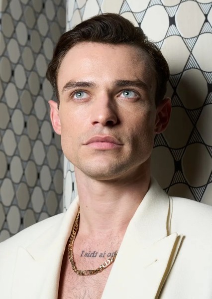 Thomas Doherty photo