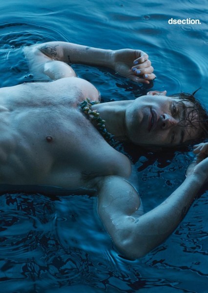 Thomas Doherty photo