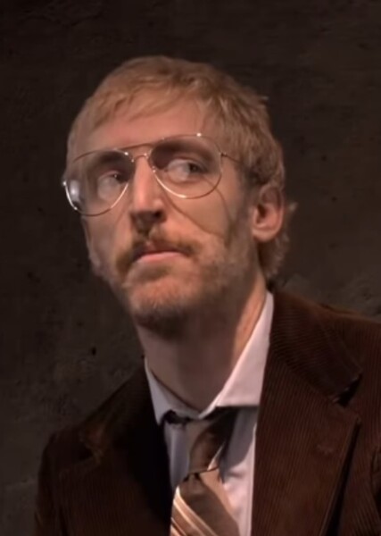Thomas Middleditch photo