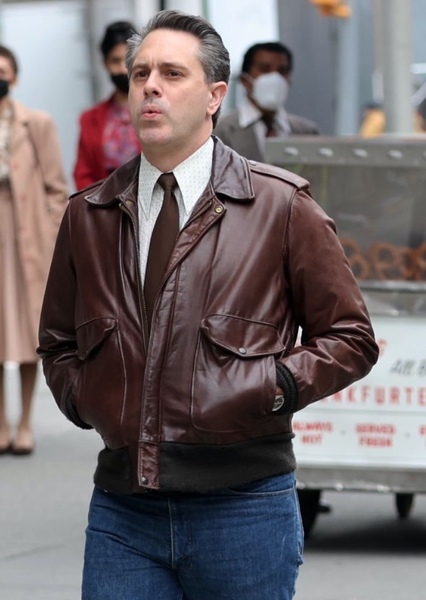 Thomas Sadoski photo