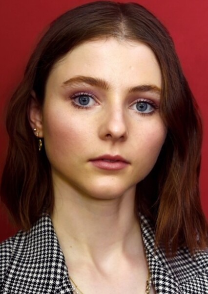 Thomasin McKenzie photo