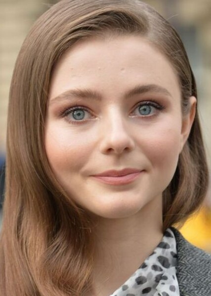 Thomasin McKenzie photo
