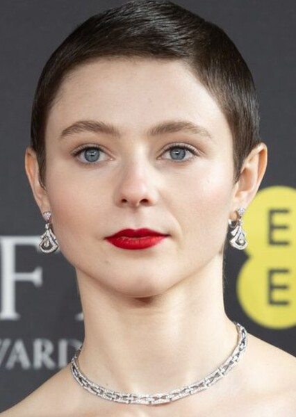 Thomasin McKenzie photo