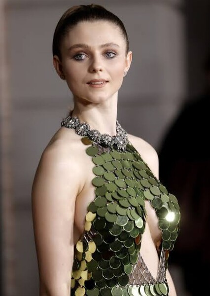 Thomasin McKenzie photo