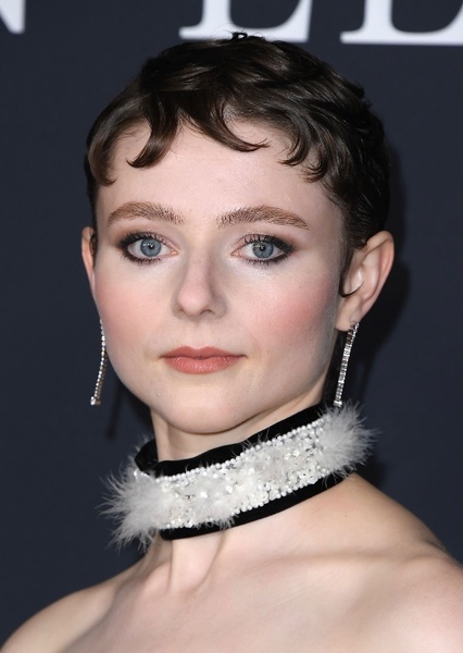 Thomasin McKenzie photo