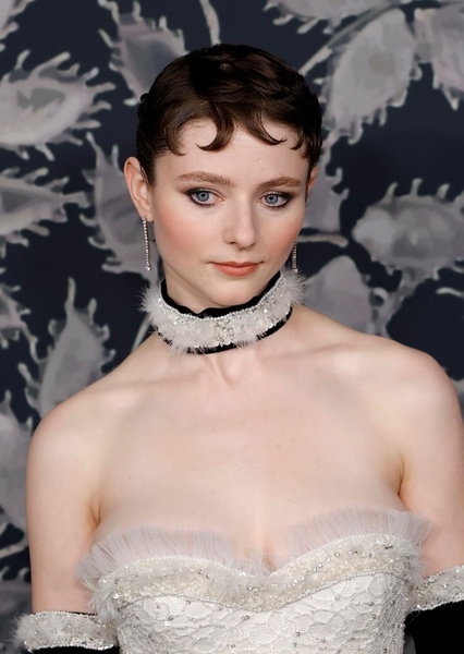 Thomasin McKenzie photo