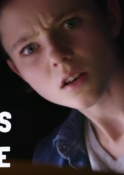 Thomasin McKenzie photo