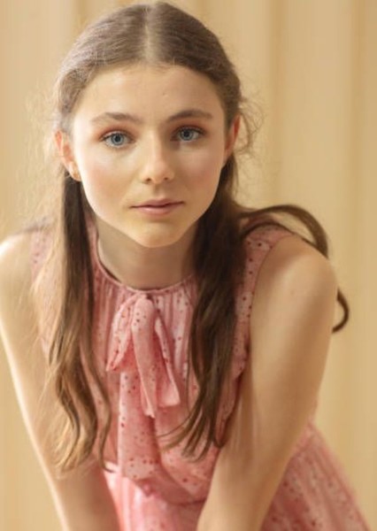 Thomasin McKenzie photo