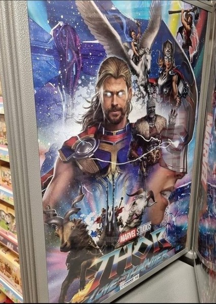 Thor: Love and Thunder photo