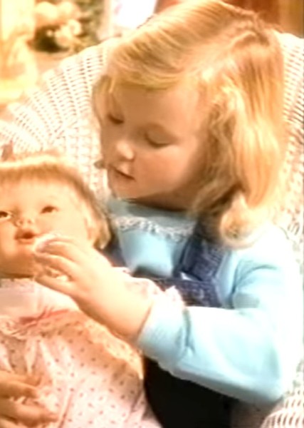 Thora Birch photo