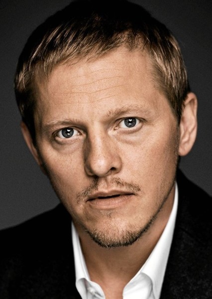 Thure Lindhardt photo