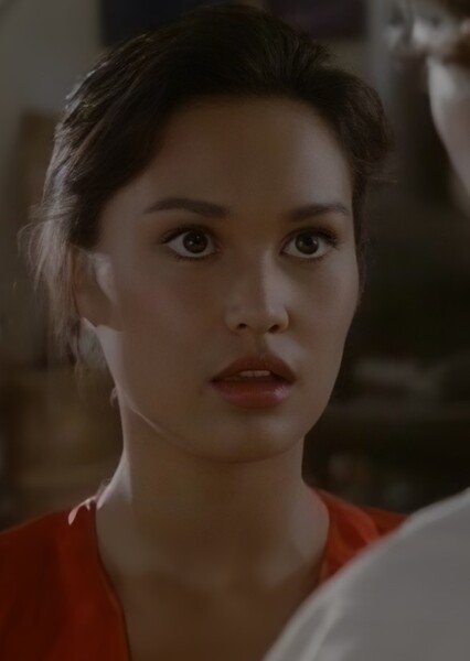 Tia Carrere