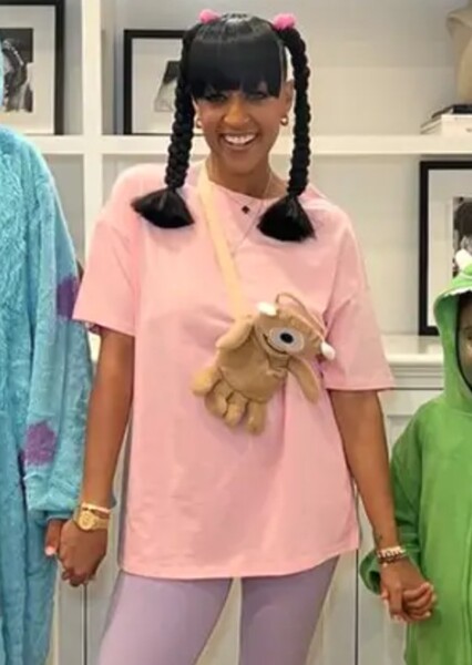 Tia Mowry photo