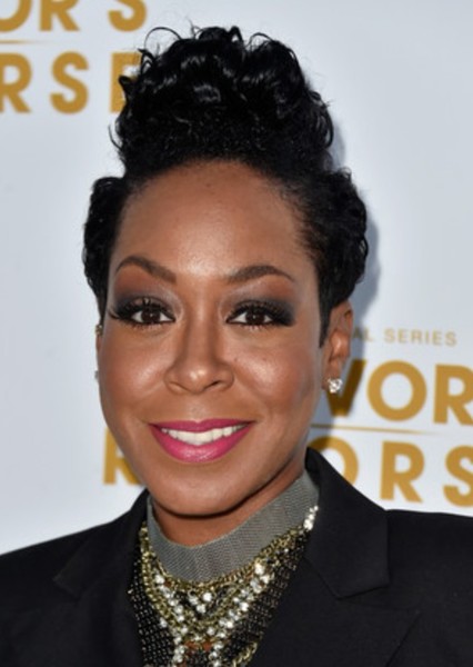 Tichina Arnold photo