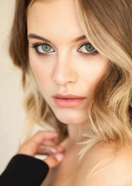 Tiera Skovbye photo