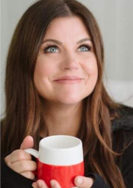 Tiffani-Amber Thiessen photo