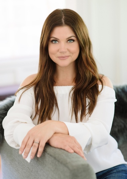 Tiffani-Amber Thiessen photo