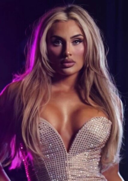 Tiffany Stratton photo