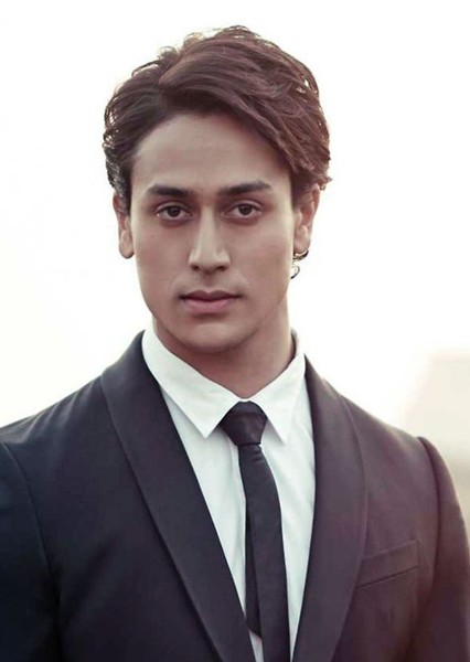 Tiger Shroff photo