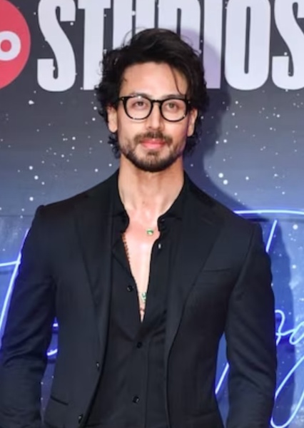 Tiger Shroff photo