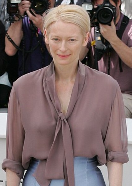 Tilda Swinton photo