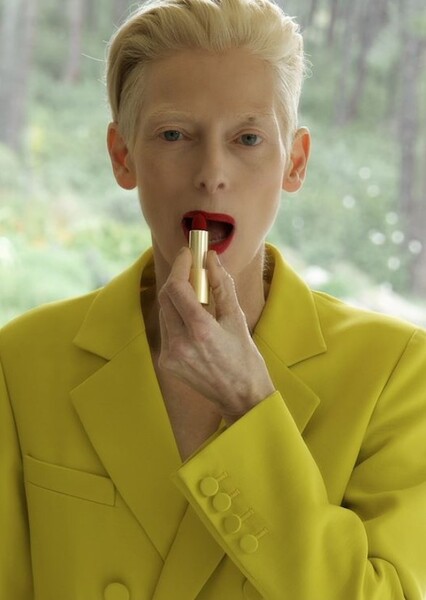 Tilda Swinton photo