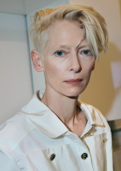 Tilda Swinton photo
