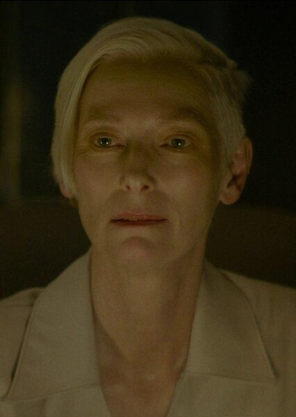 Tilda Swinton photo