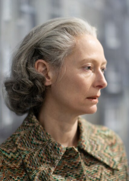 Tilda Swinton photo