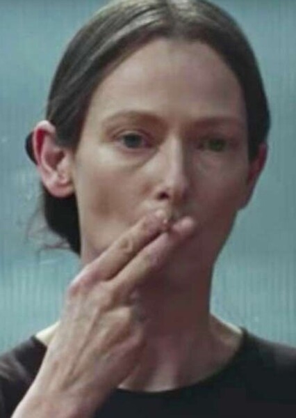 Tilda Swinton photo